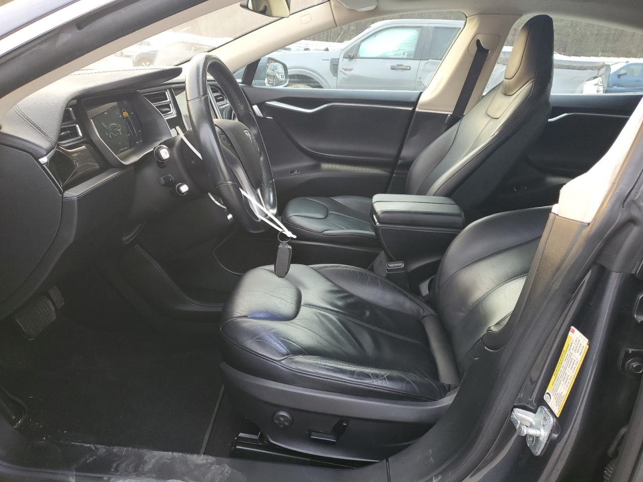 2014 Tesla Model S - zdjęcie 7