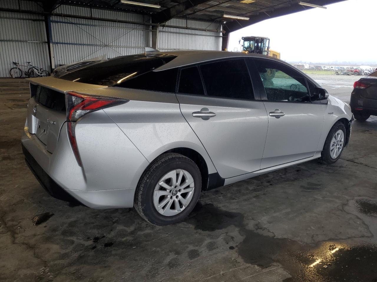 2017 Toyota Prius - zdjęcie 3