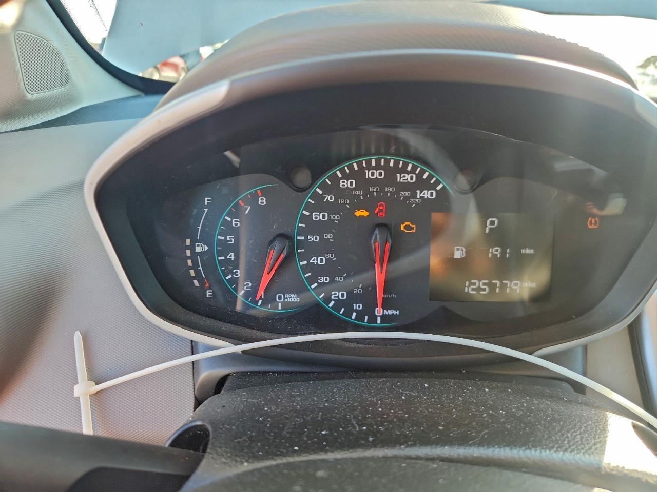 2017 Chevrolet Sonic Lt - zdjęcie 9