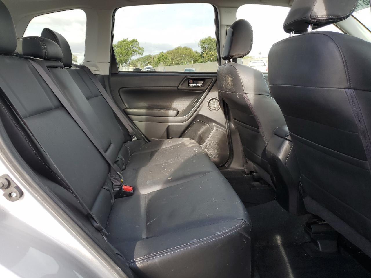 2015 Subaru Forester - zdjęcie 11