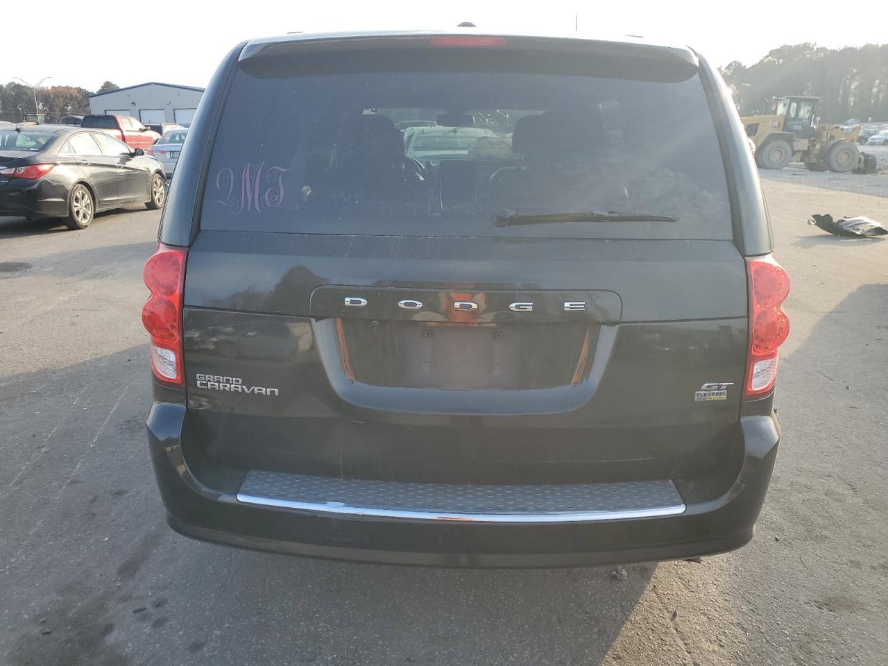2018 Dodge Grand Caravan Gt - zdjęcie 6