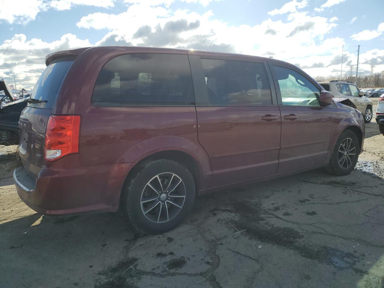 2017 Dodge Caravan - zdjęcie 3