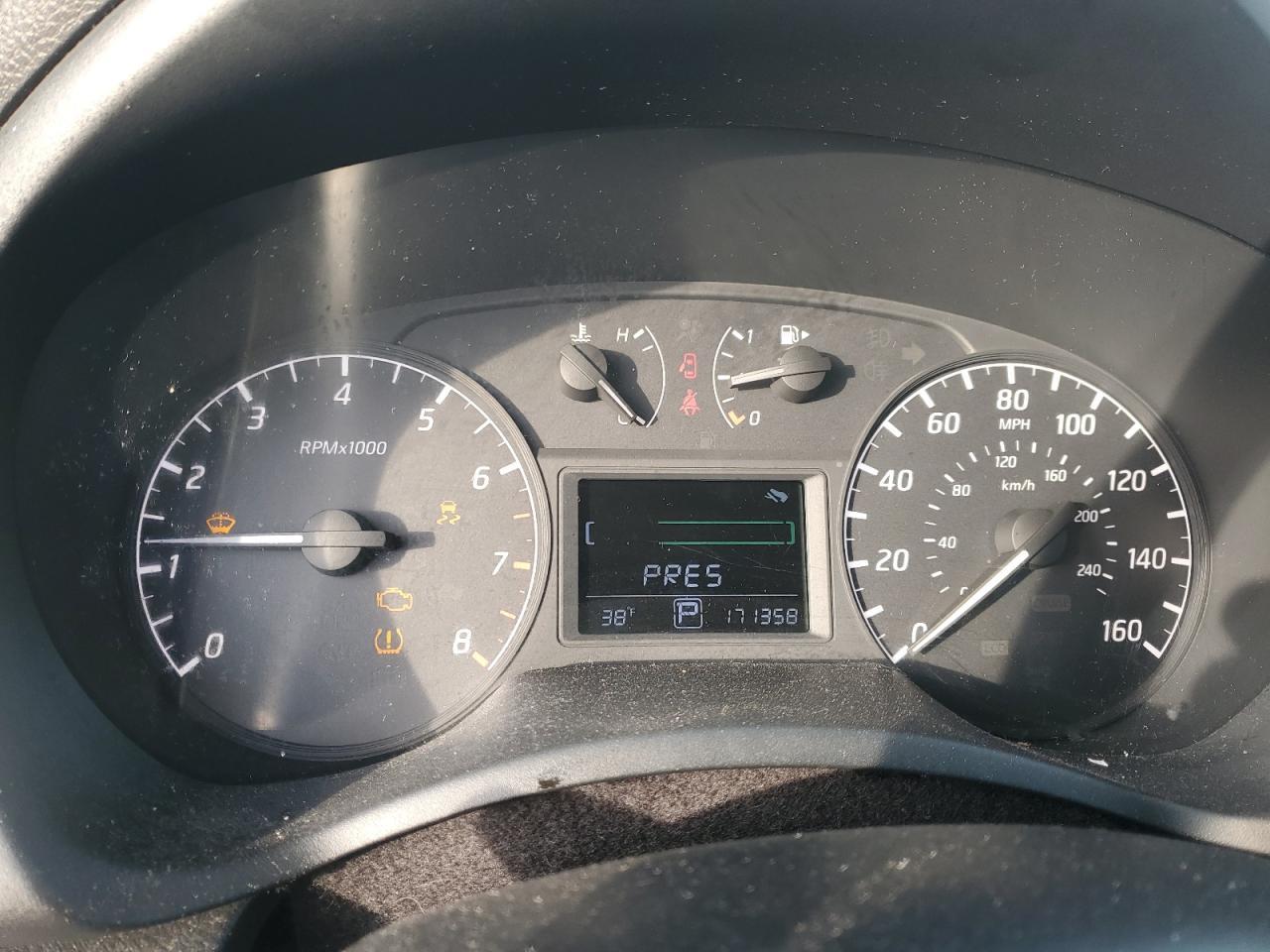 2013 Nissan Sentra - zdjęcie 9