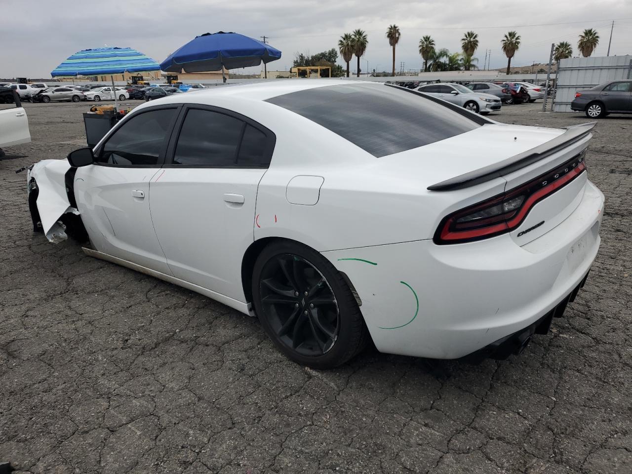 2017 Dodge Charger Se - zdjęcie 2