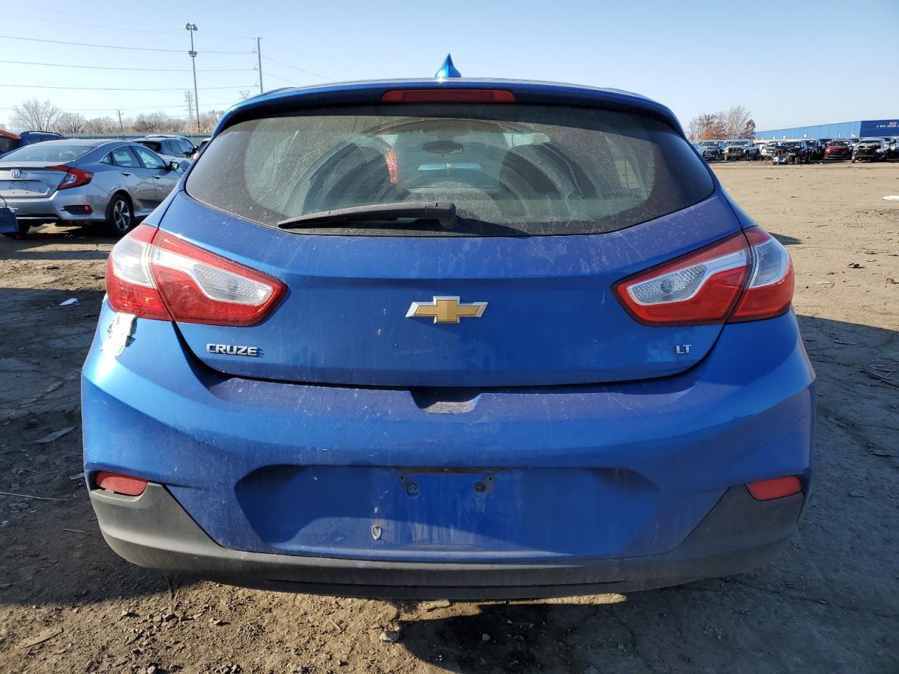 2018 Chevrolet Cruze - zdjęcie 6