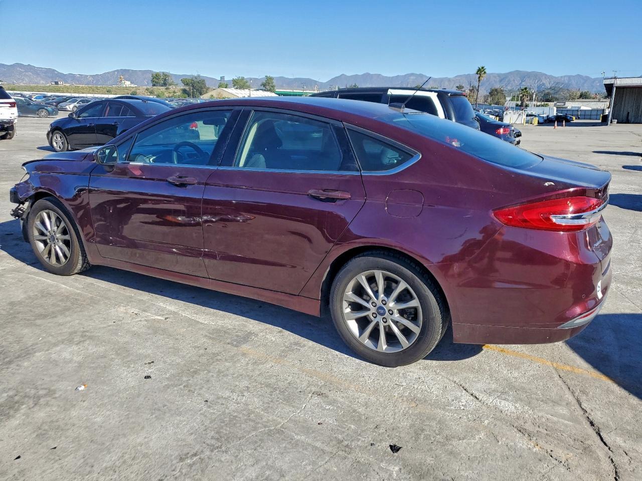 2017 Ford Fusion - zdjęcie 2