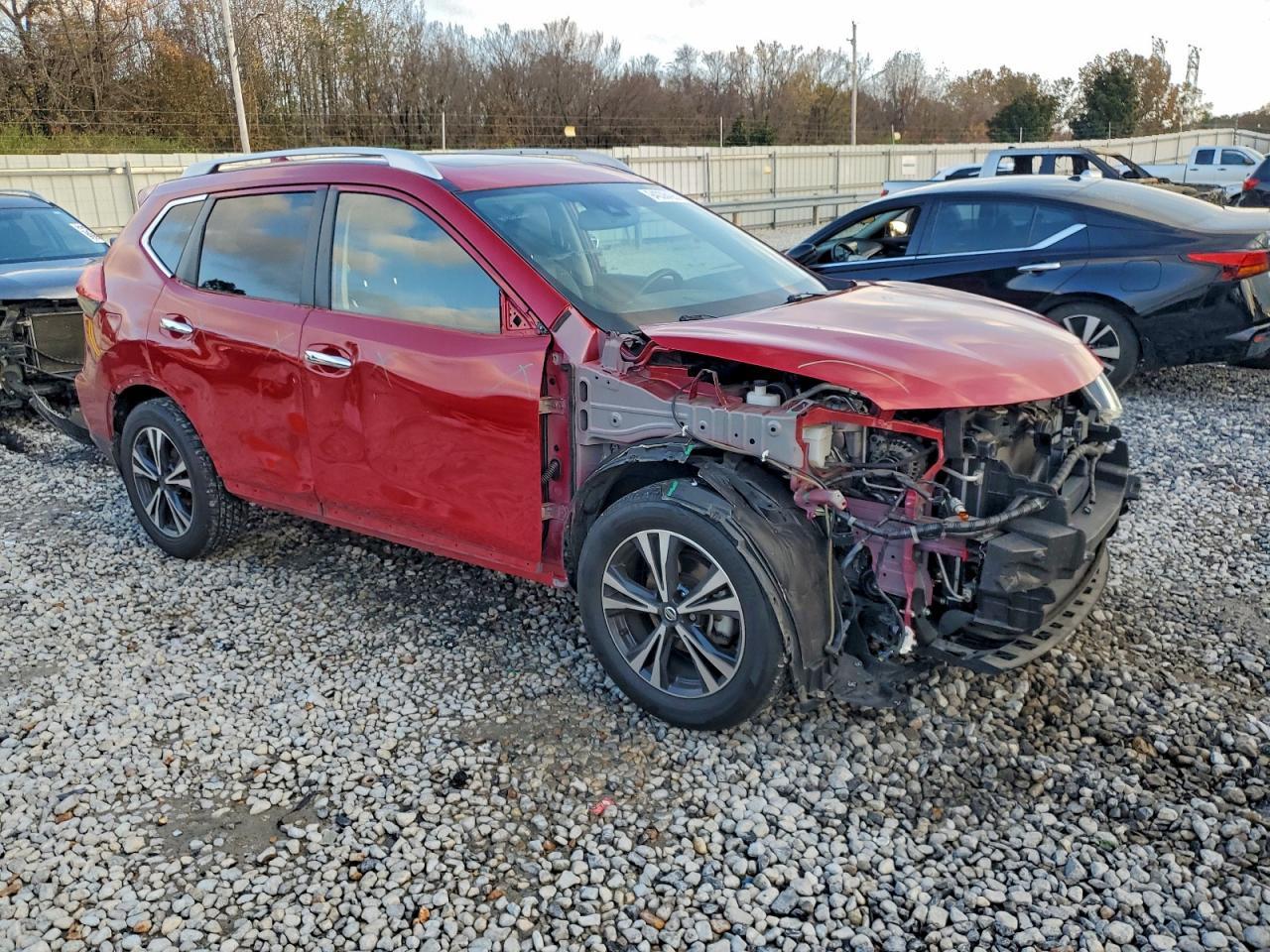 2017 Nissan Rogue - zdjęcie 4