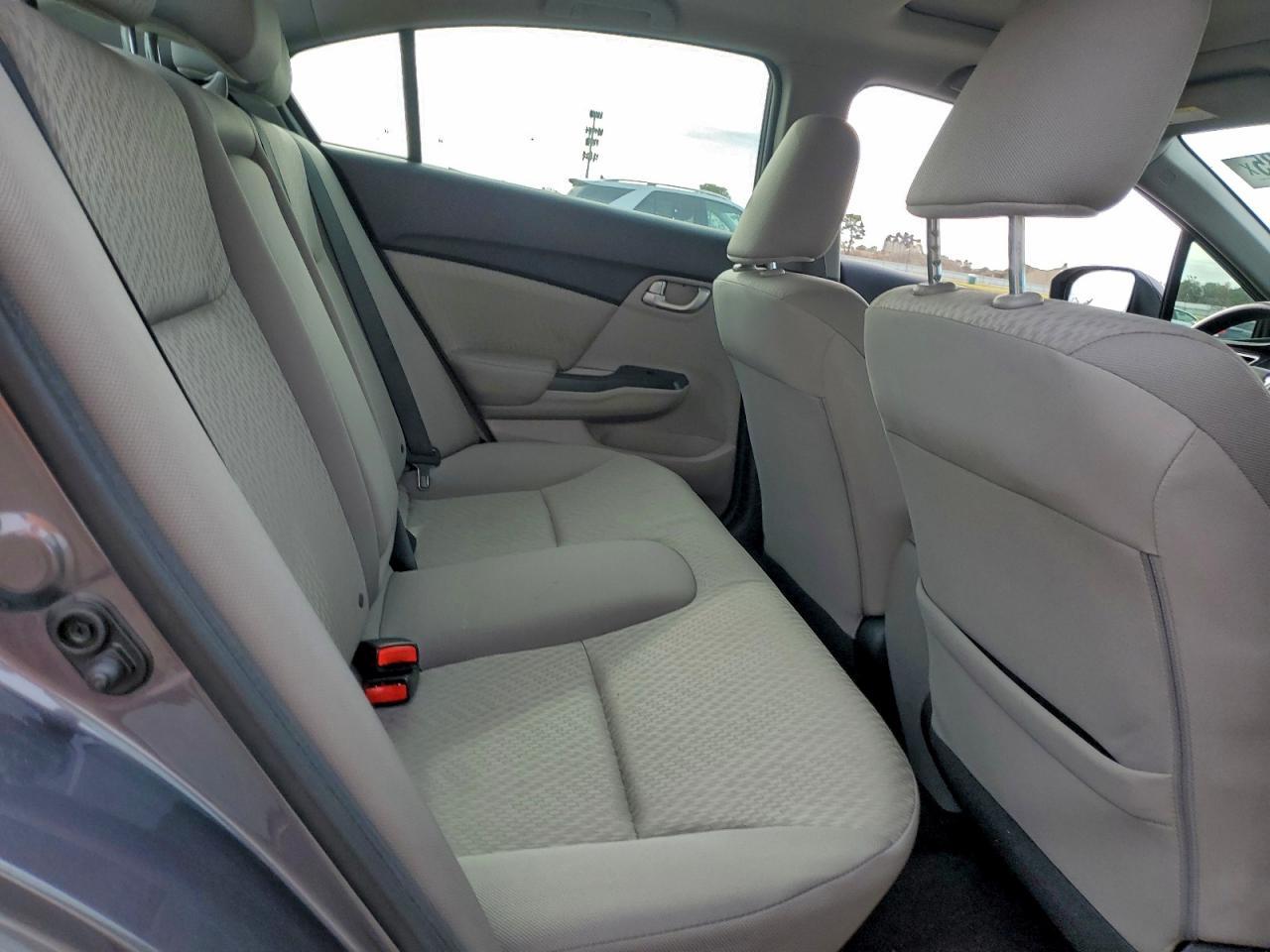 2015 Honda Civic - zdjęcie 10