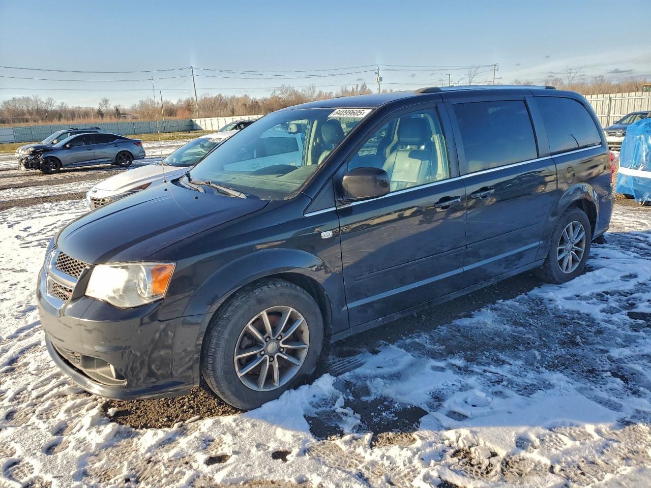 2014 Dodge Caravan - zdjęcie główne