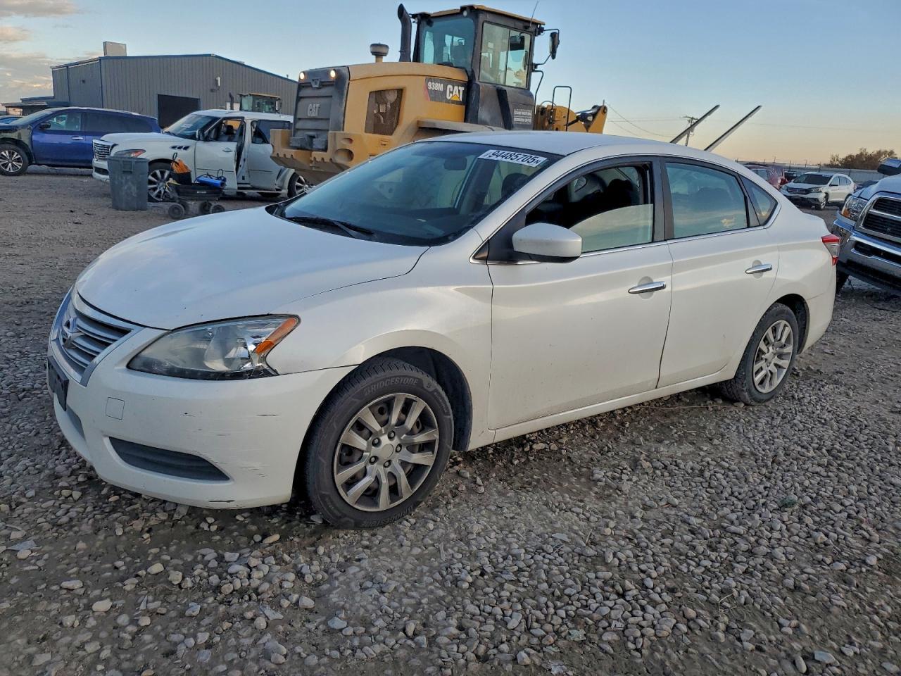 2014 Nissan Sentra - zdjęcie główne