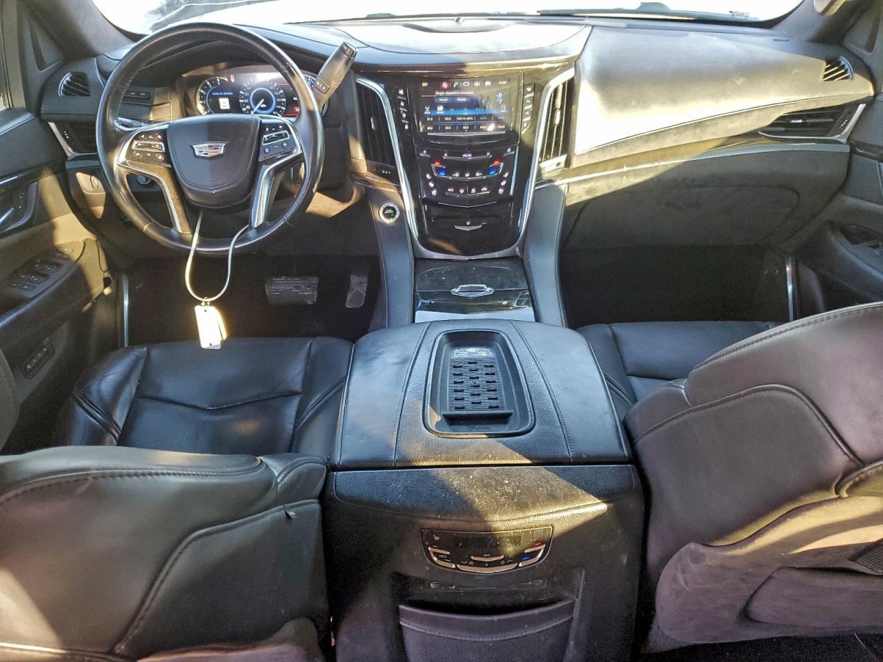 2016 Cadillac Escalade Platinum - zdjęcie 8