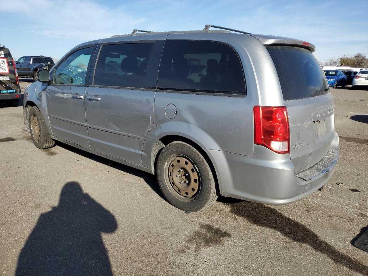 2016 Dodge Grand Caravan R/T - zdjęcie 2