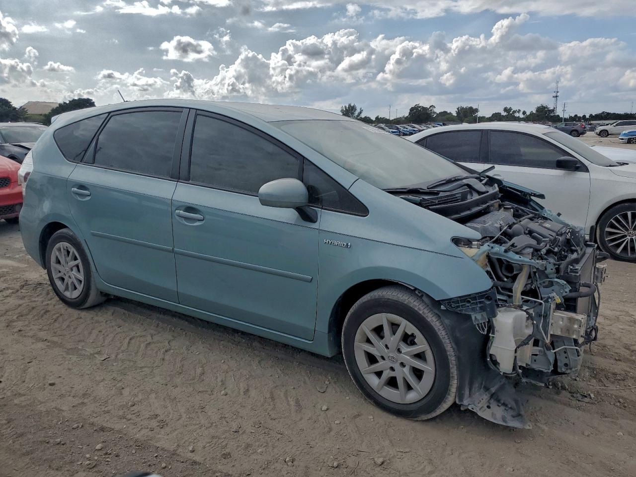 2014 Toyota Prius v (+) - zdjęcie 4