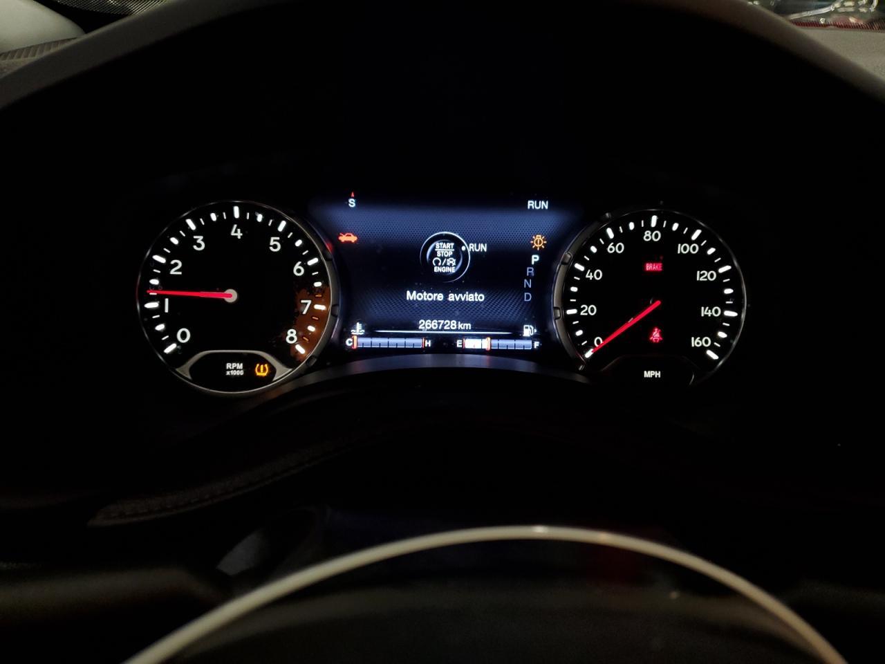 2016 Jeep Renegade Trailhawk - zdjęcie 9