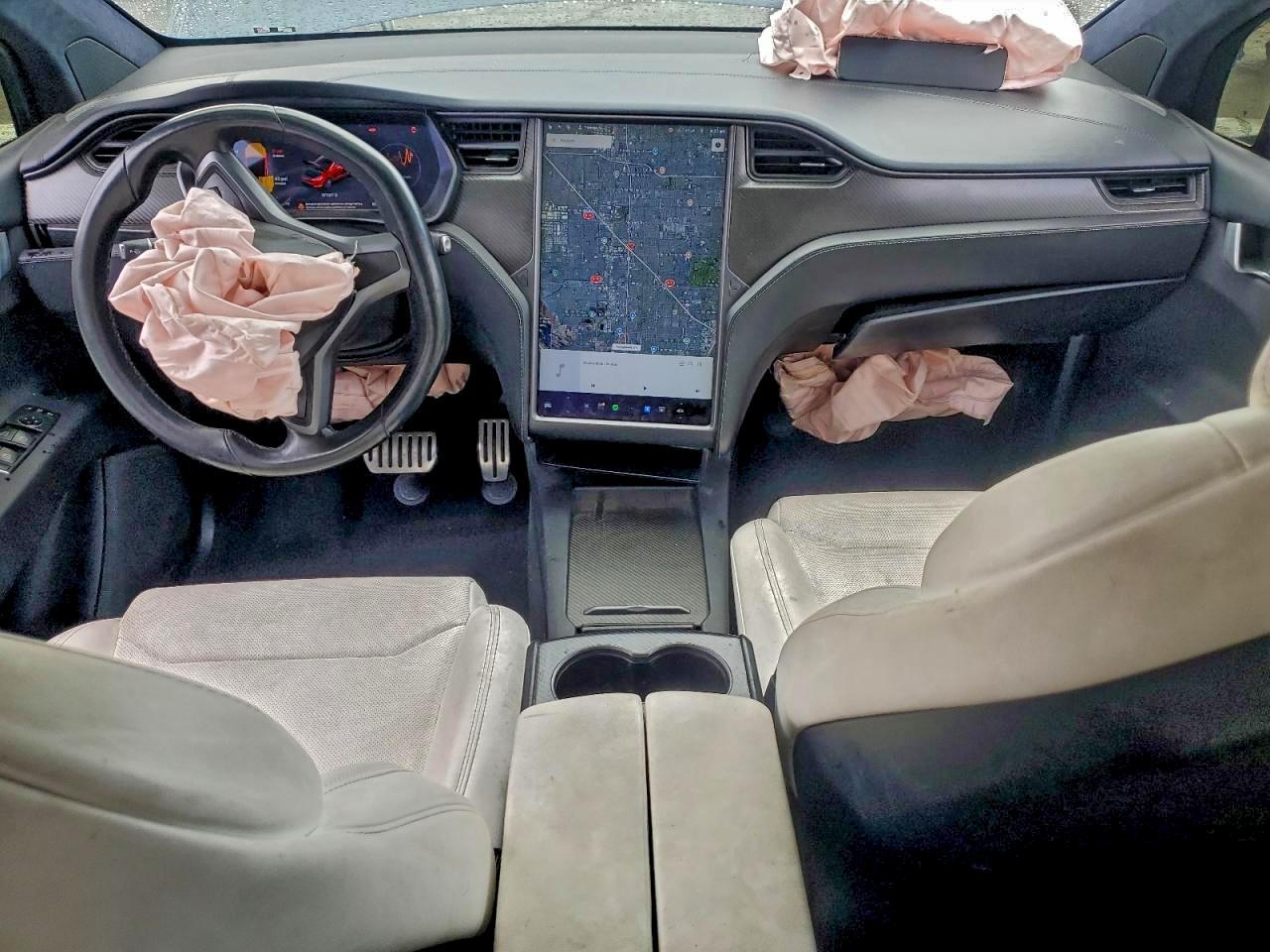 2018 Tesla Model X - zdjęcie 8