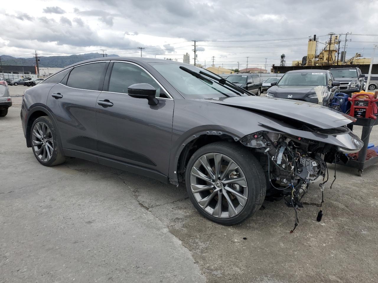 2023 Toyota Crown Xle - zdjęcie 4