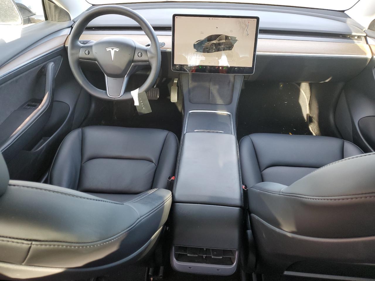 2022 Tesla Model 3 - zdjęcie 8