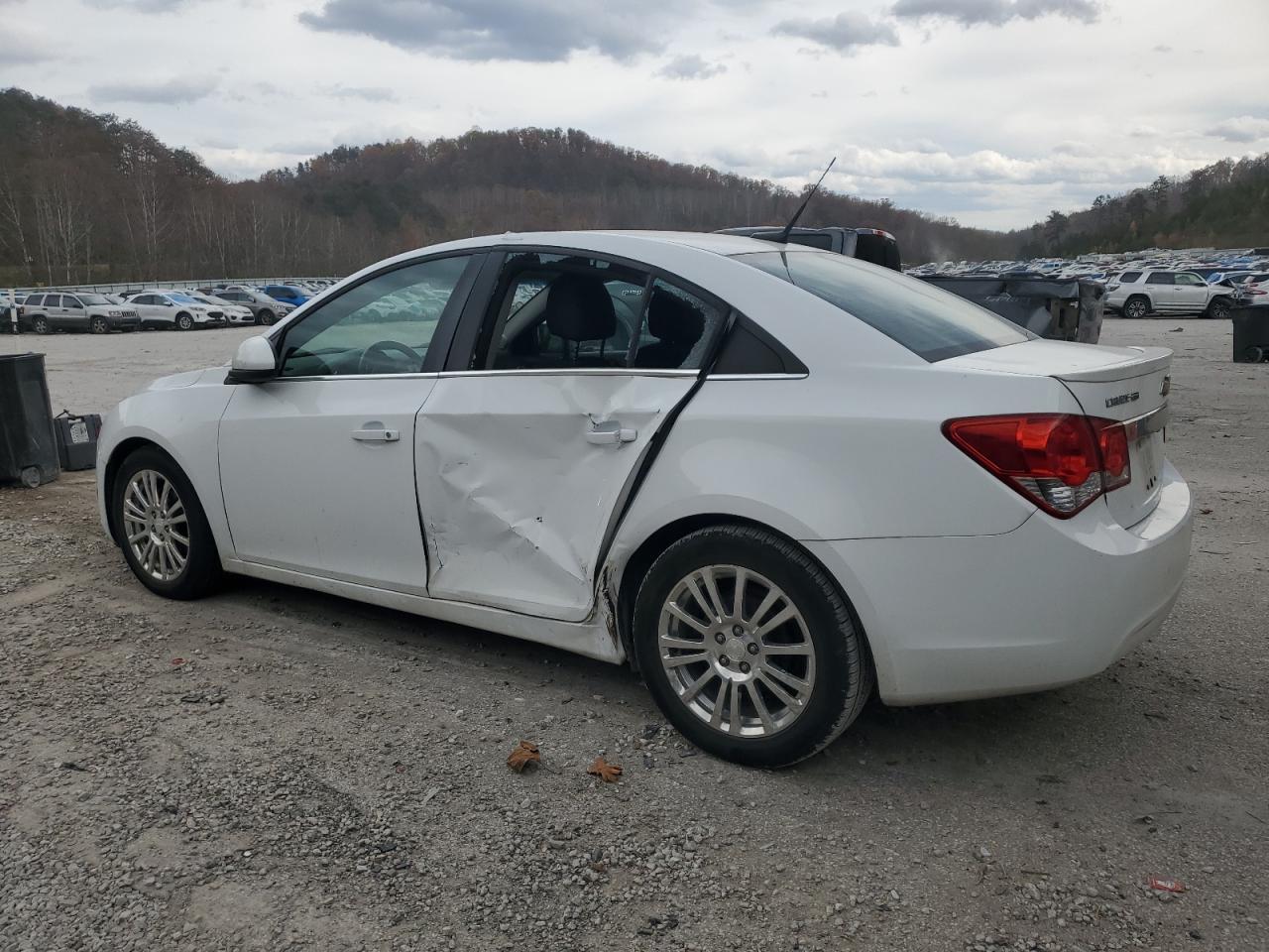 2014 Chevrolet Cruze Eco - zdjęcie 2