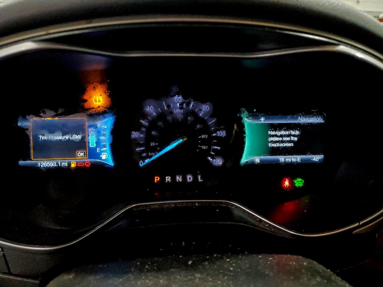 2015 Ford Fusion - zdjęcie 9