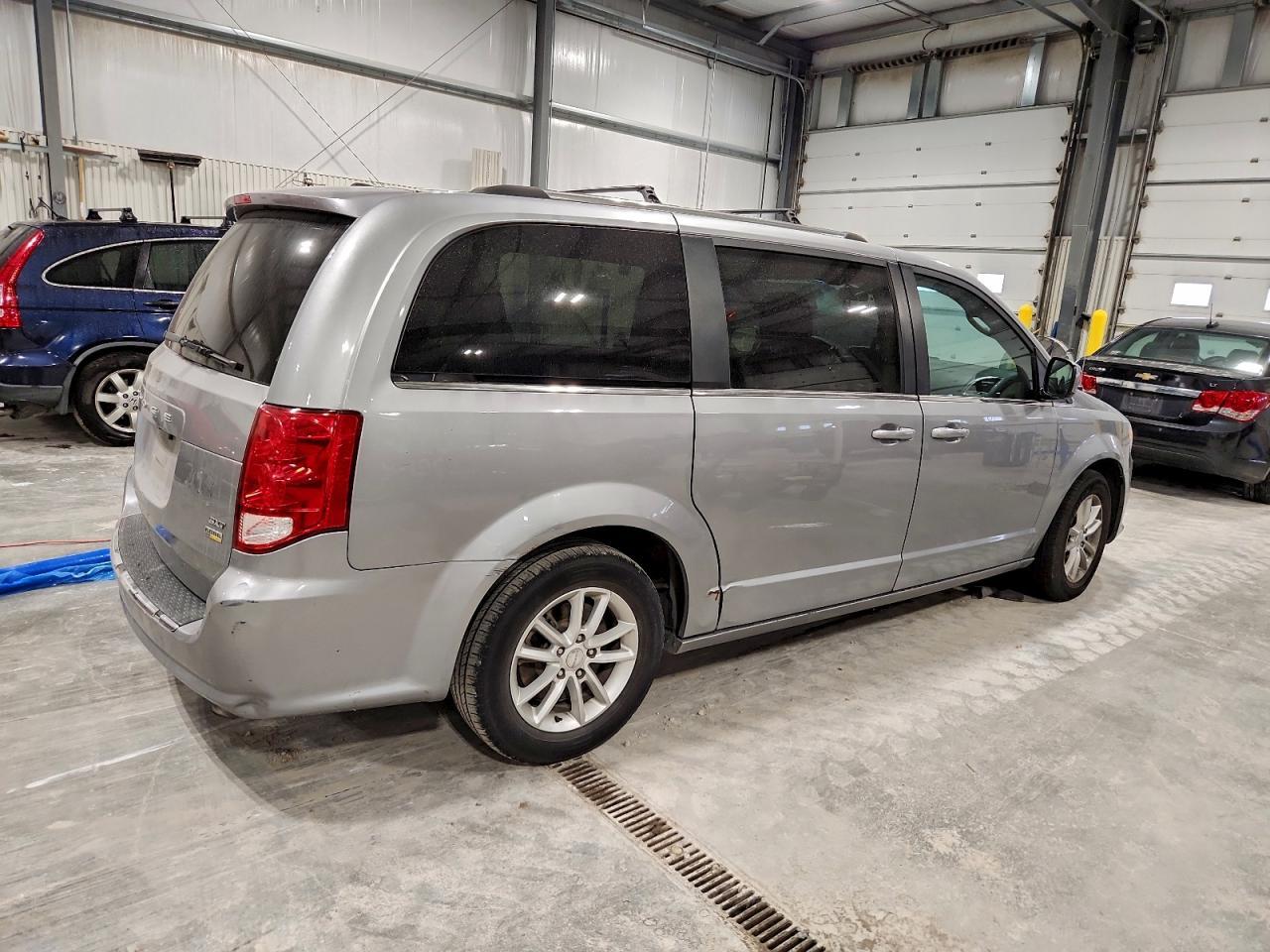 2018 Dodge Grand Caravan Sxt - zdjęcie 3