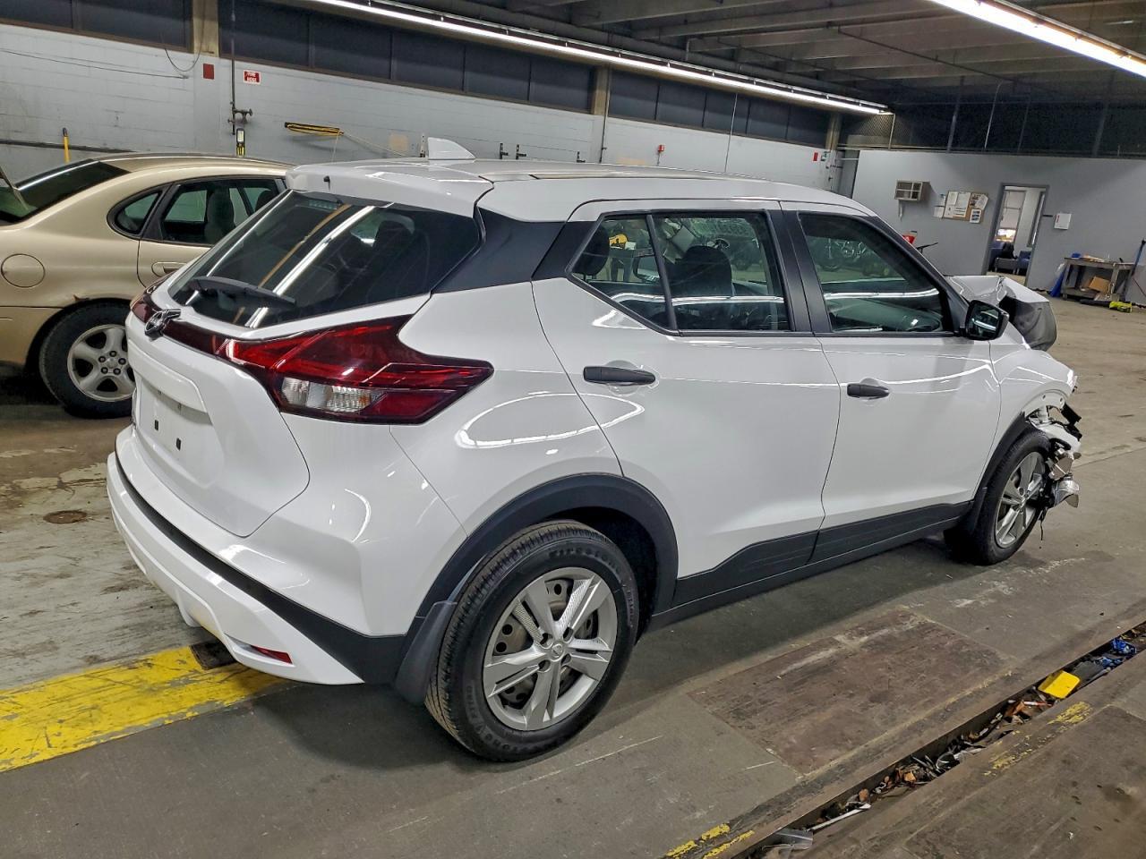 2023 Nissan Kicks S - zdjęcie 3