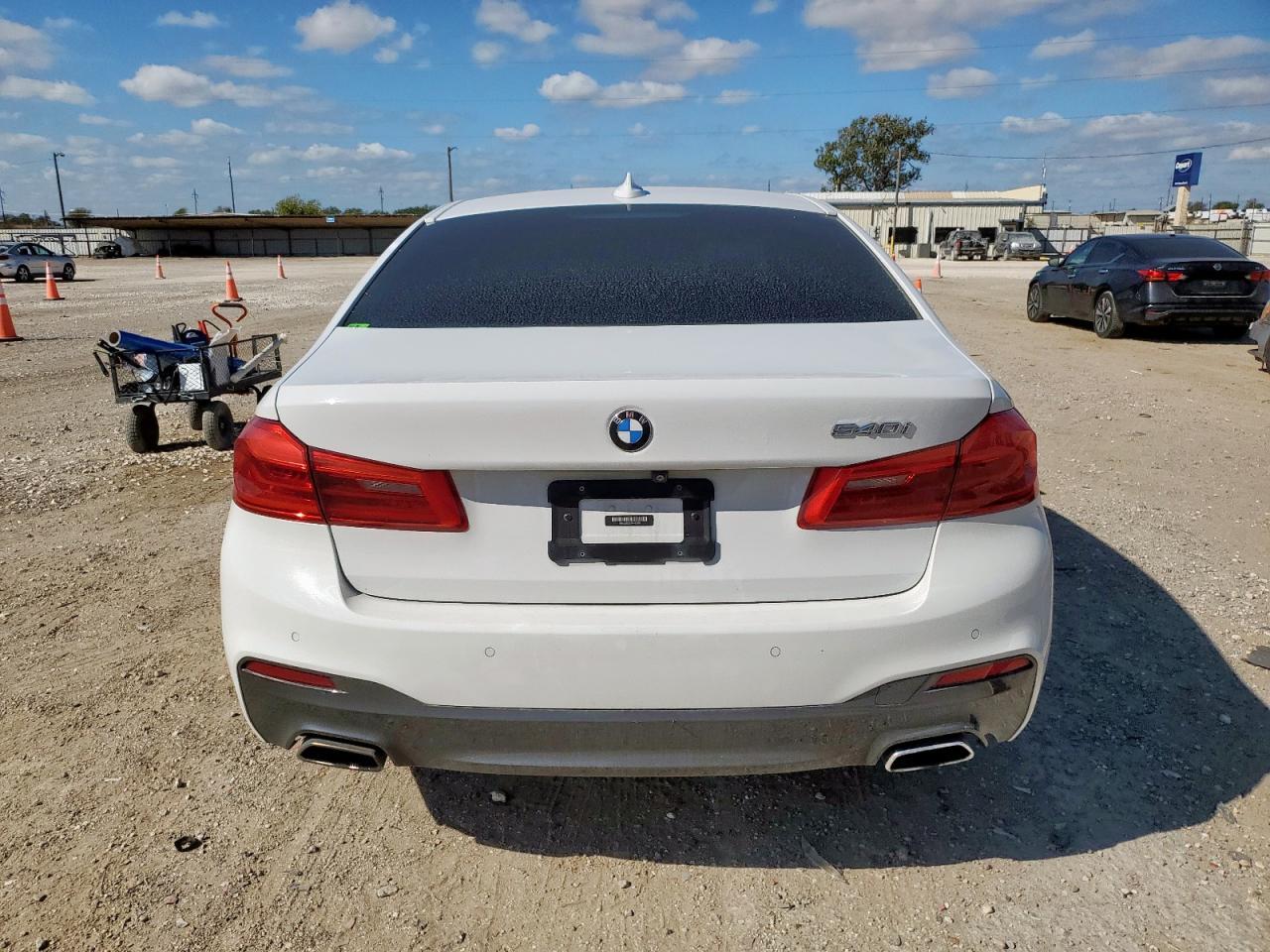 2018 BMW Seria 5 - zdjęcie 6