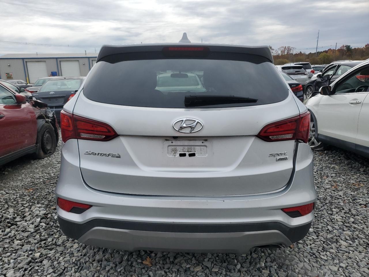 2017 Hyundai Santa Fe - zdjęcie 6