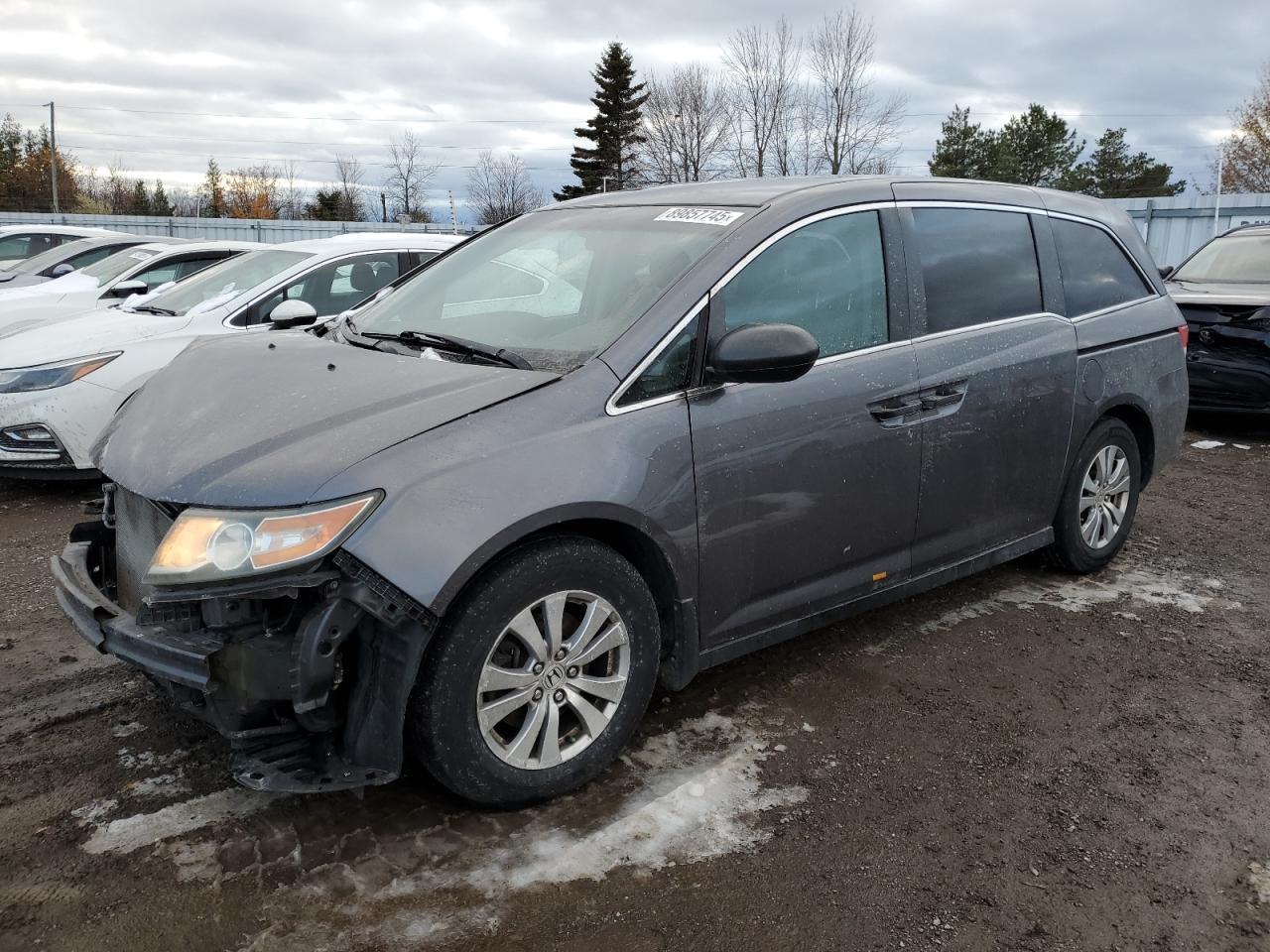 2016 Honda Odyssey - zdjęcie główne