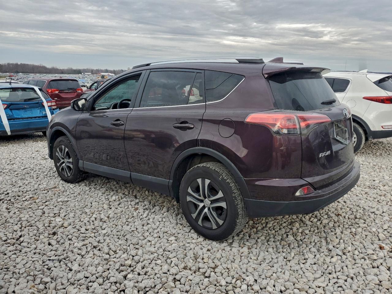 2016 Toyota RAV 4 - zdjęcie 2