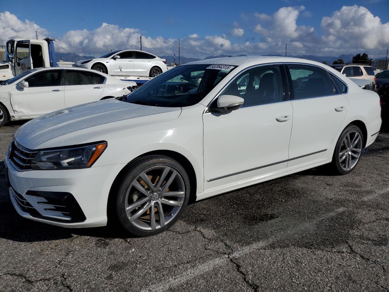 2016 Volkswagen Passat - zdjęcie główne