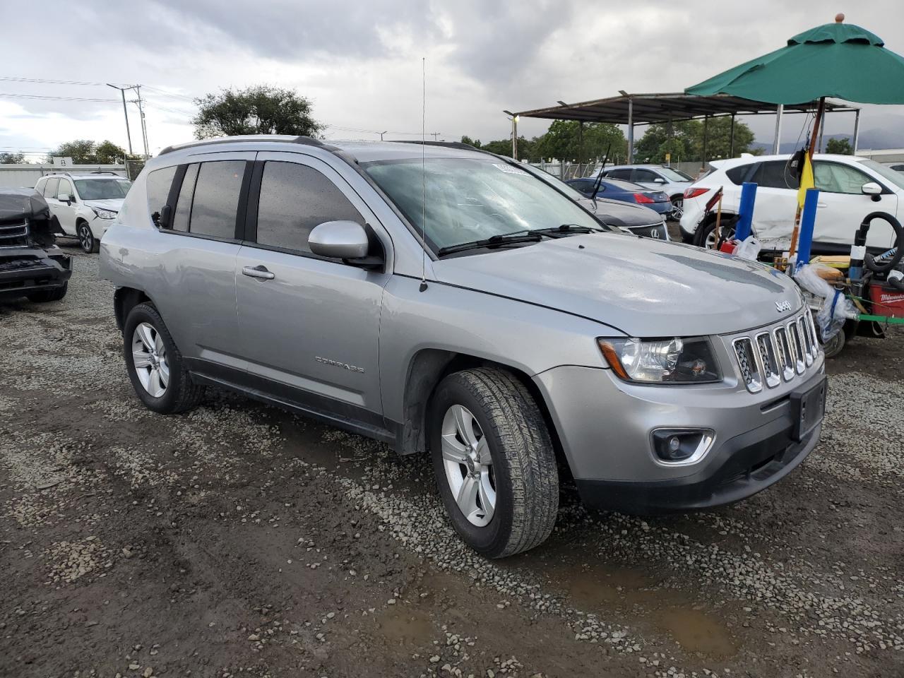 2015 Jeep Compass - zdjęcie 4