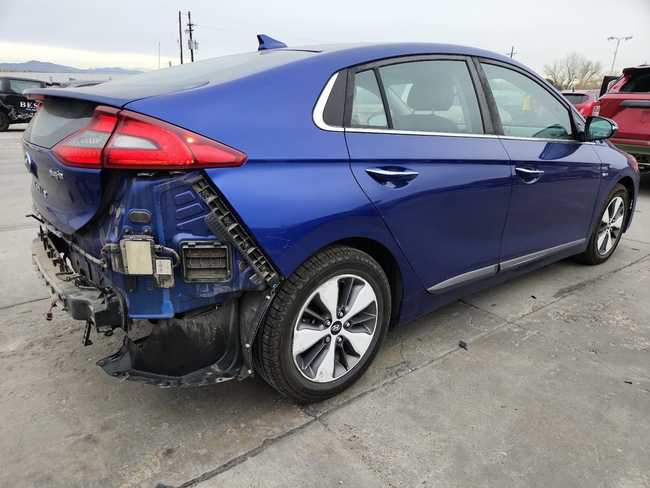2019 Hyundai Ioniq Limited - zdjęcie 3