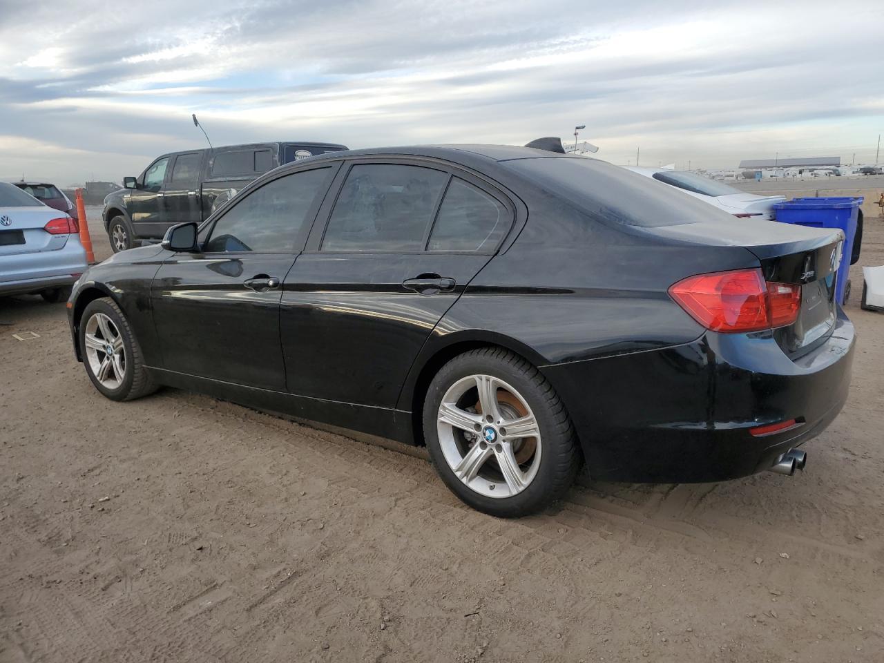 2013 BMW 328 Xi - zdjęcie 2