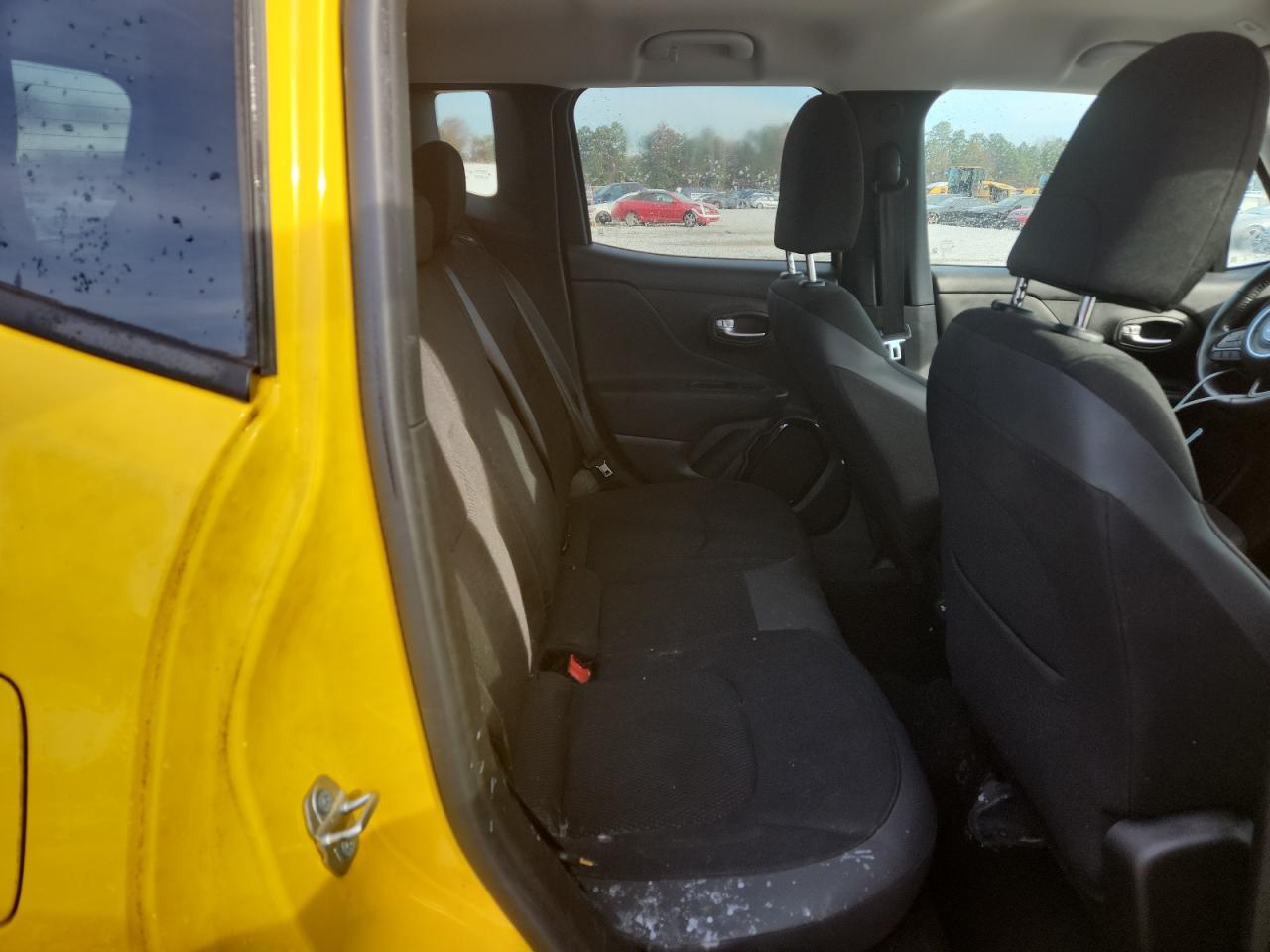 2018 Jeep Renegade - zdjęcie 10