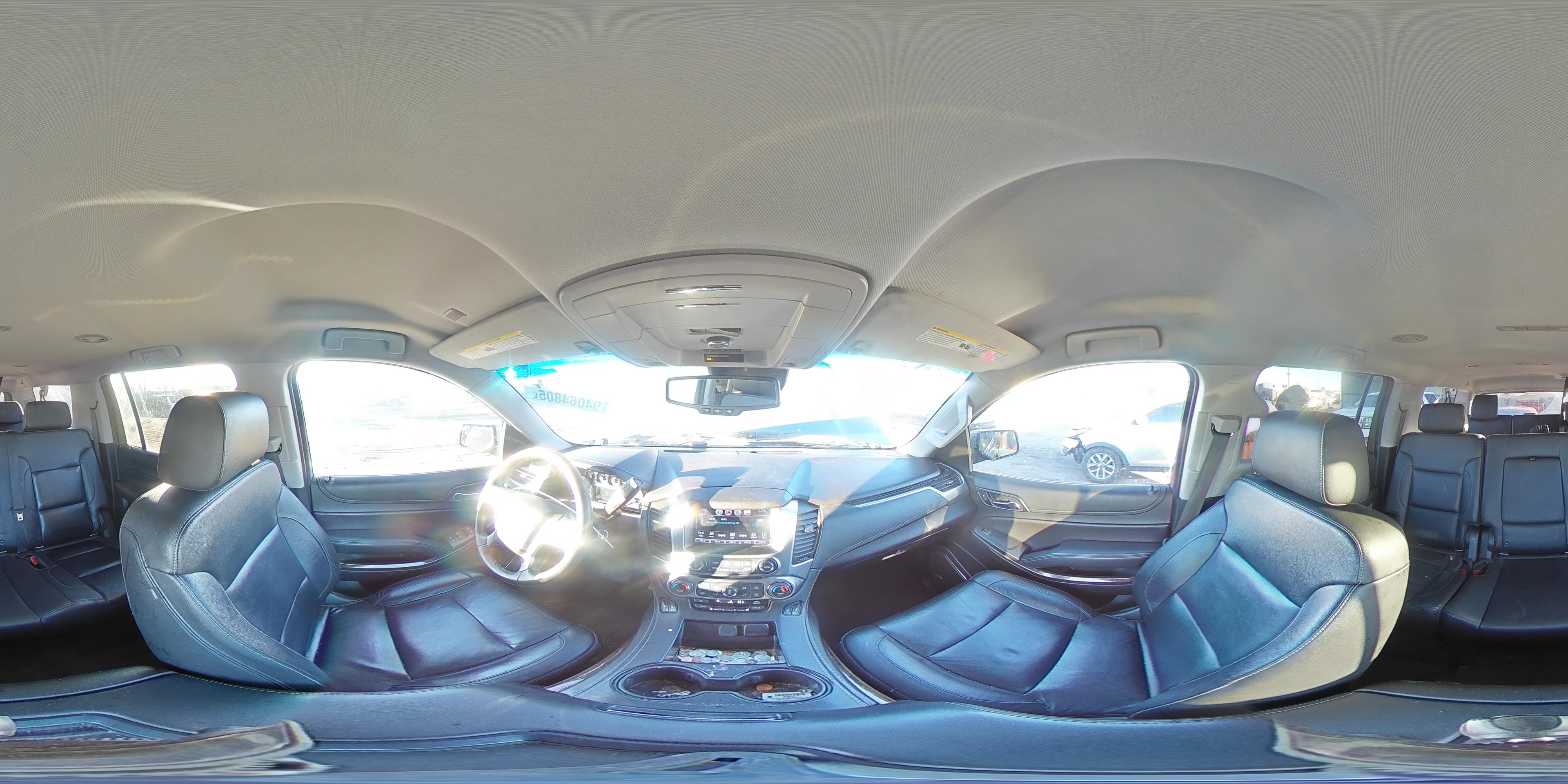 2018 Chevrolet Suburban - zdjęcie 15