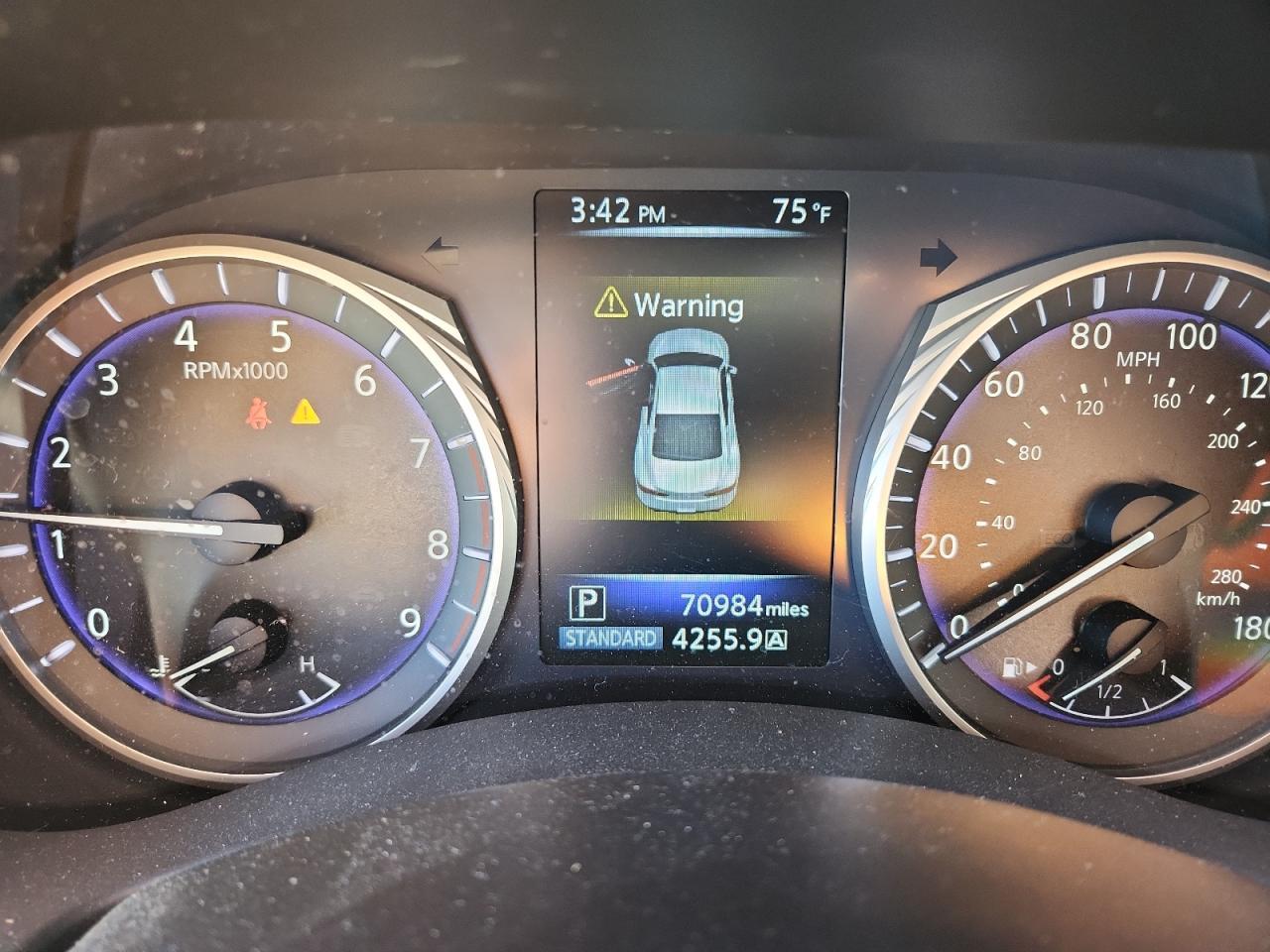 2017 Infiniti Q60 3.0T Premium - zdjęcie 9