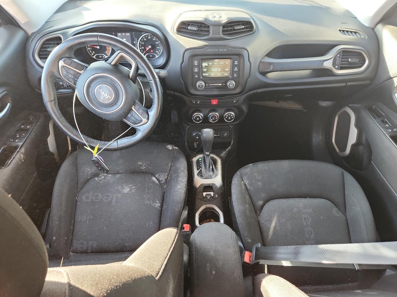 2017 Jeep Renegade Latitude - zdjęcie 8