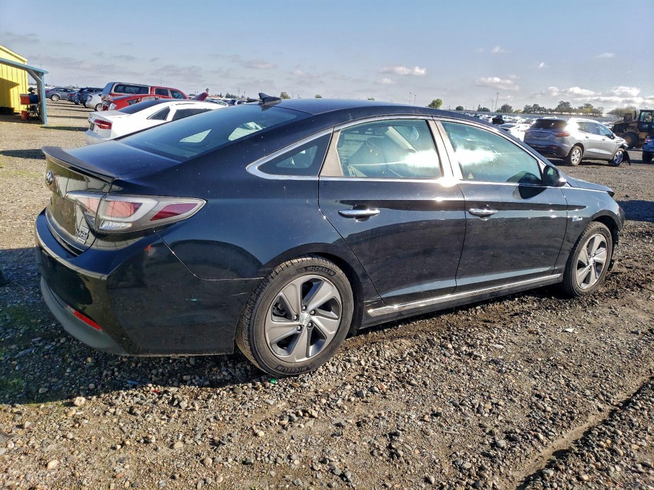 2017 Hyundai Sonata - zdjęcie 3