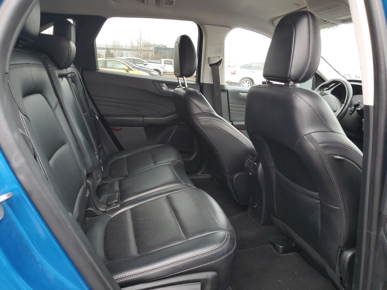 2021 Ford Escape - zdjęcie 11