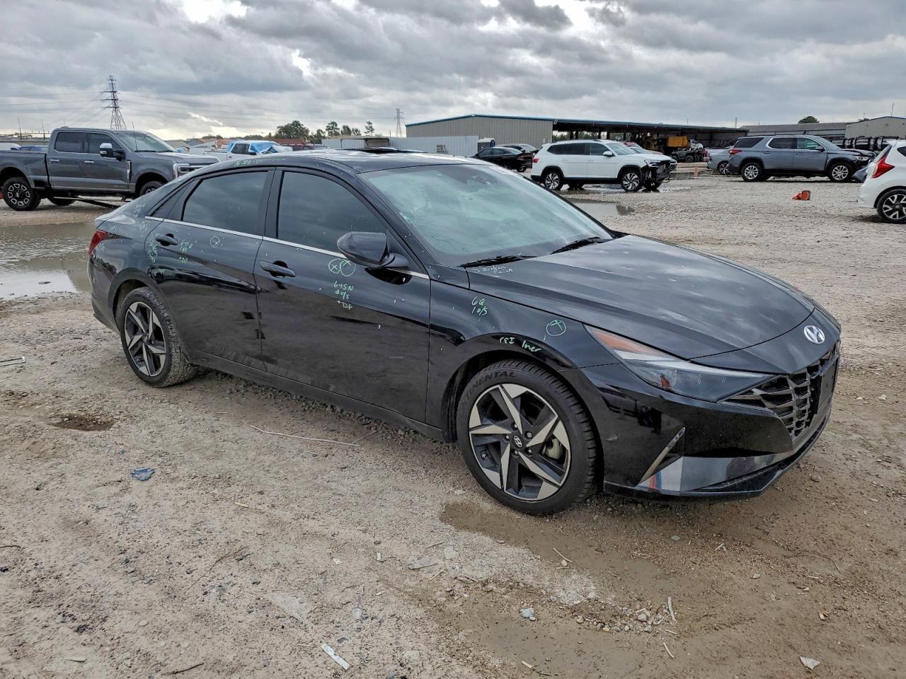 2023 Hyundai Elantra - zdjęcie 4