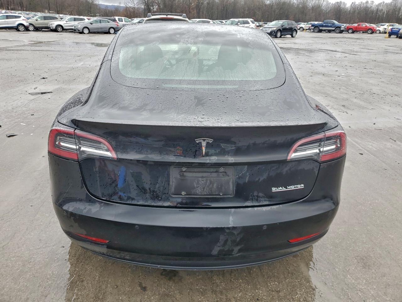 2019 Tesla Model 3 - zdjęcie 6