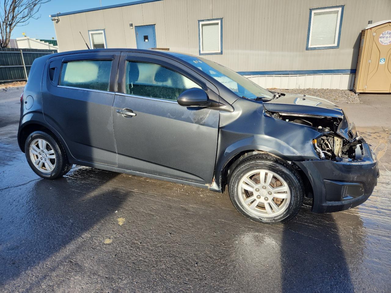 2014 Chevrolet Sonic - zdjęcie 4