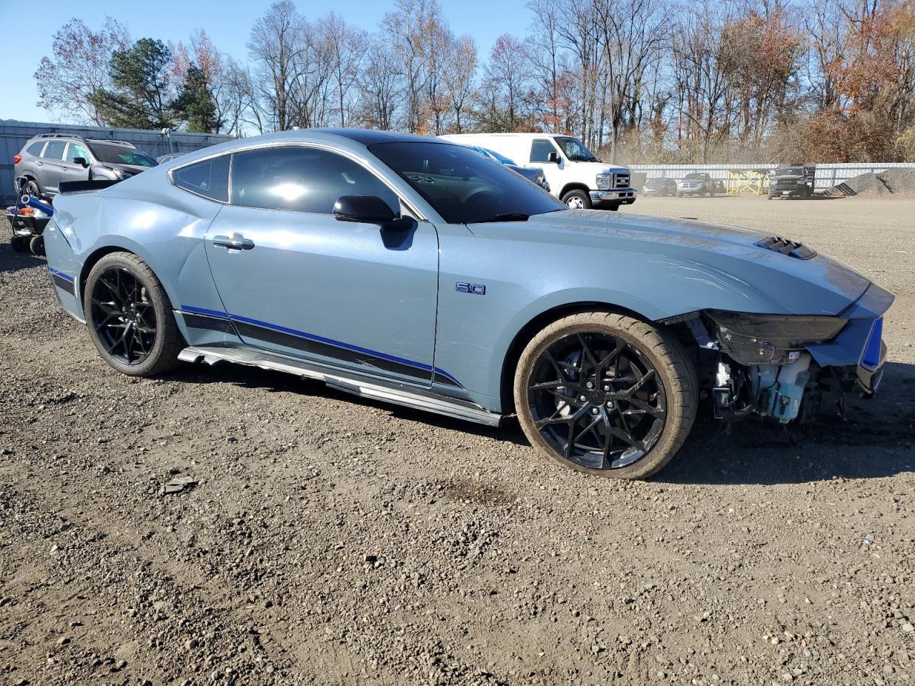 2024 Ford Mustang Gt - zdjęcie 4