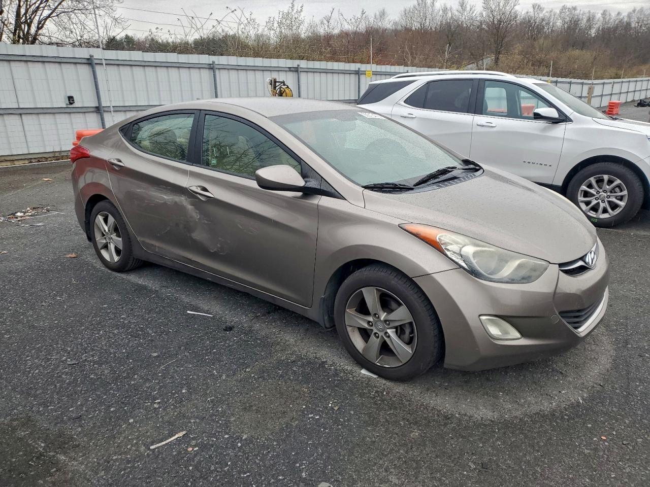 2013 Hyundai Elantra - zdjęcie 4