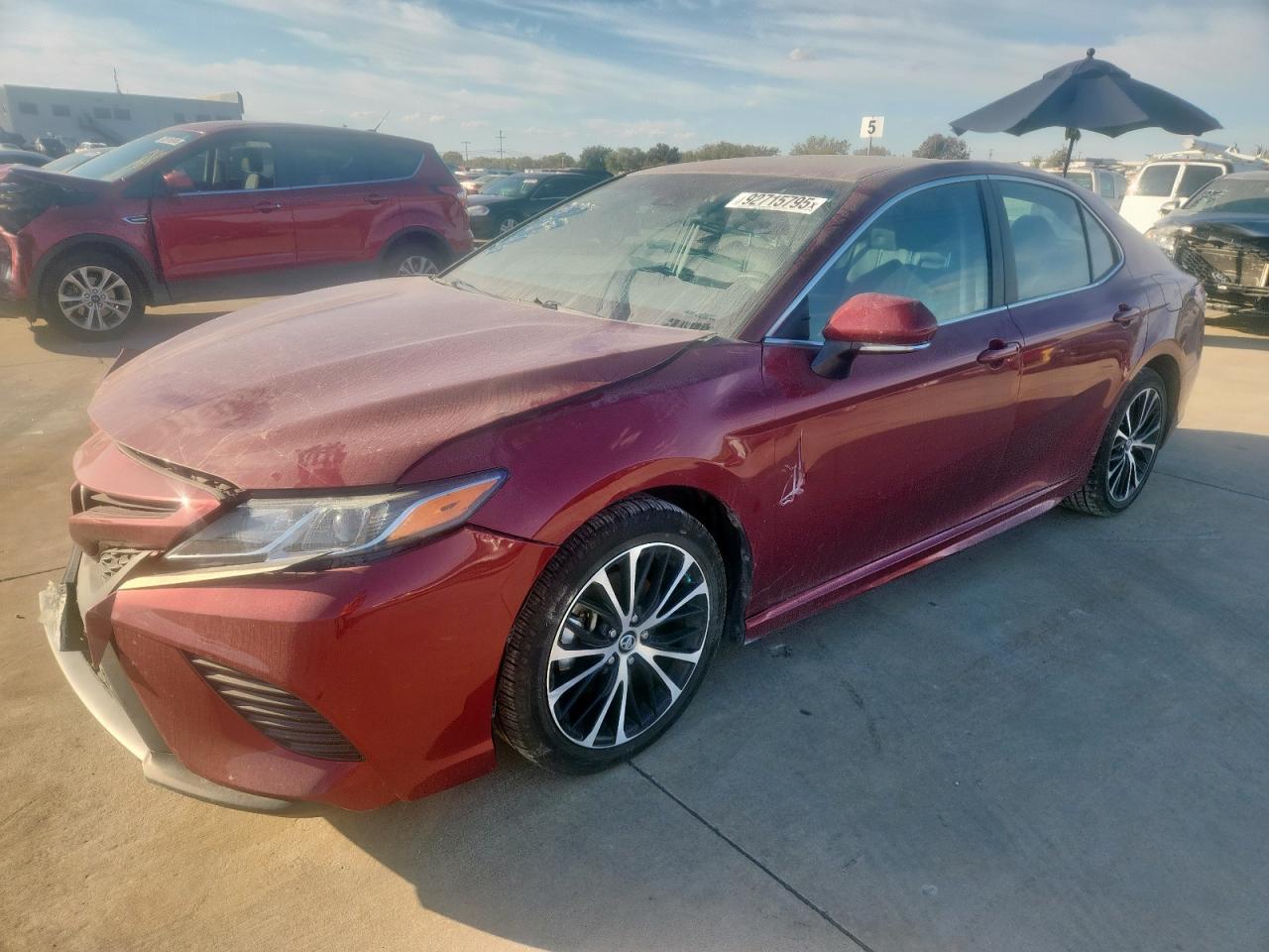 2018 Toyota Camry - zdjęcie główne