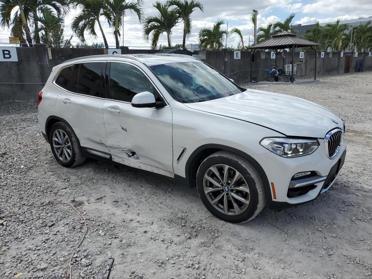 2018 BMW X3 - zdjęcie 4