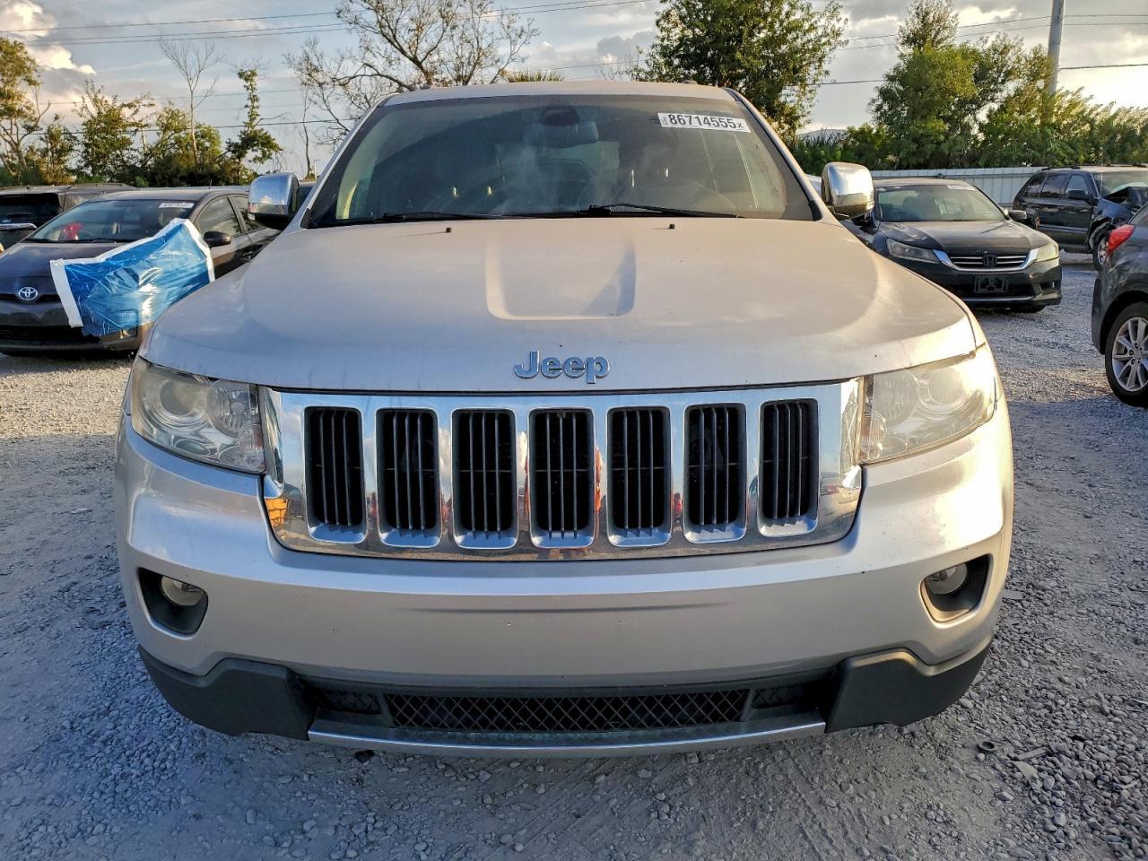 2013 Jeep Grand Cherokee Limited - zdjęcie 5
