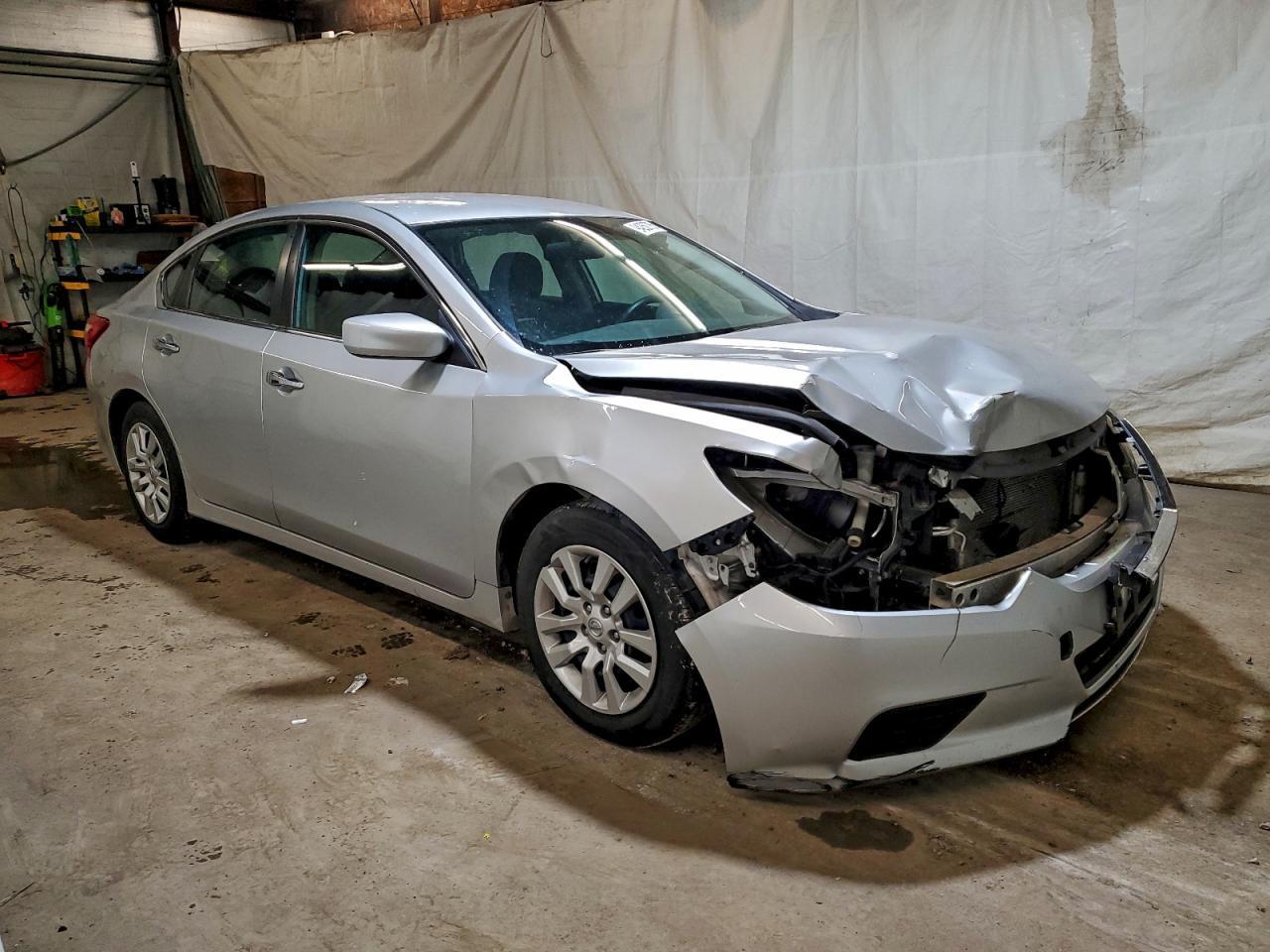 2016 Nissan Altima - zdjęcie 4