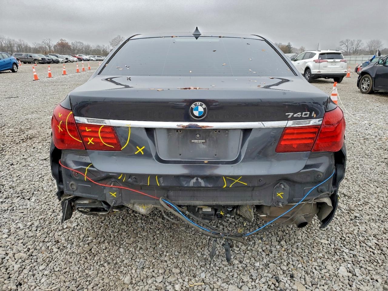 2015 BMW Seria 7 - zdjęcie 6