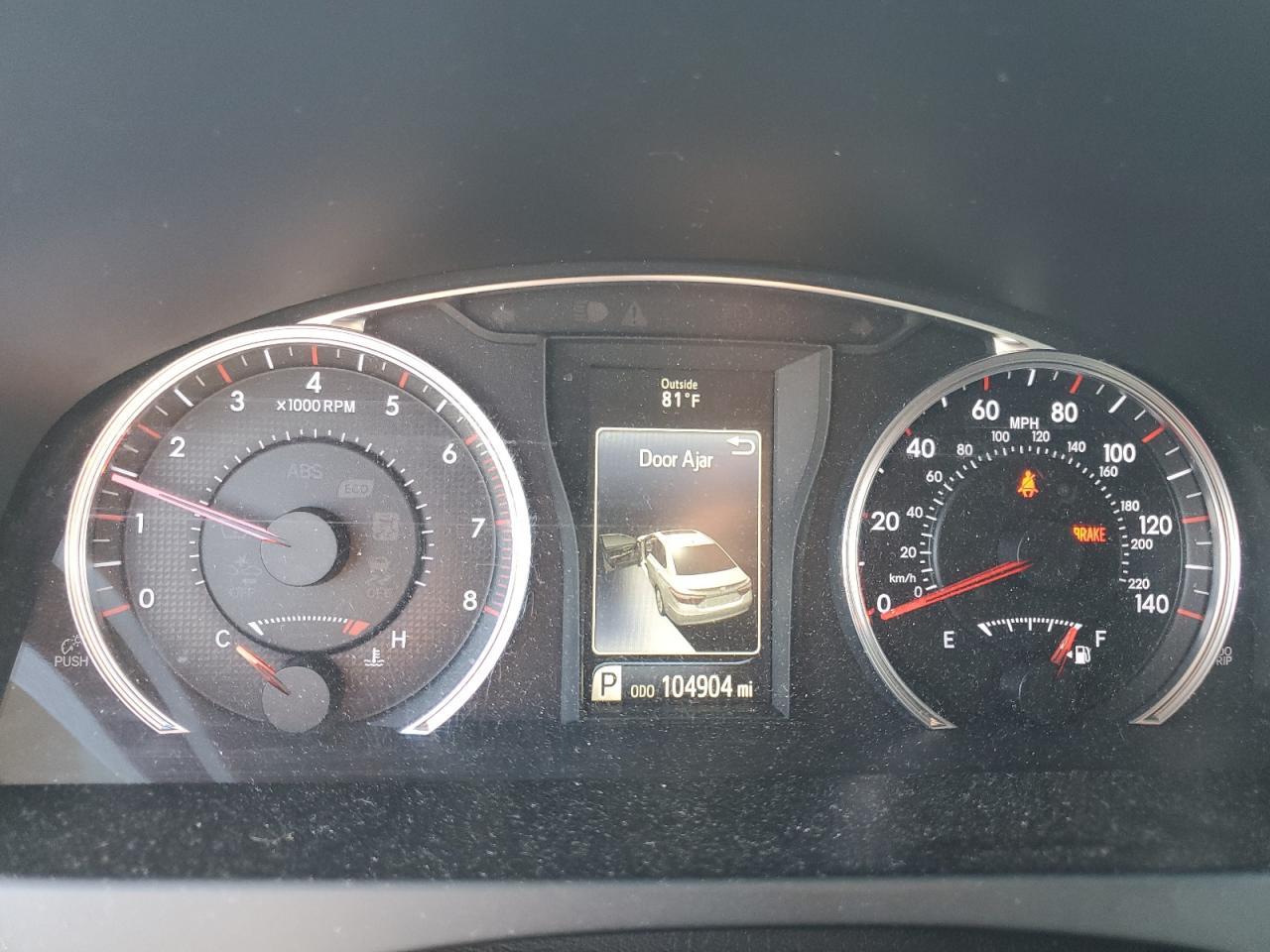 2015 Toyota Camry - zdjęcie 9